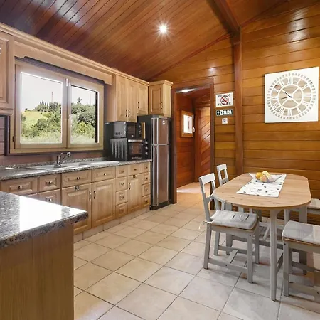 Chalé Casa Da Poesia *