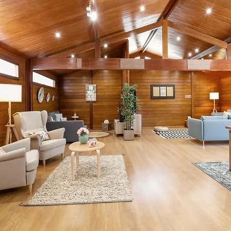 Chalé Casa Da Poesia