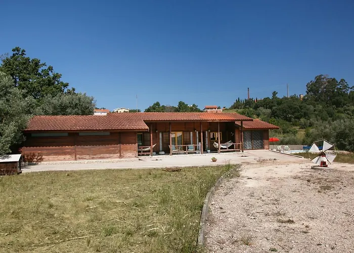 Casa Da Poesia シャレー *