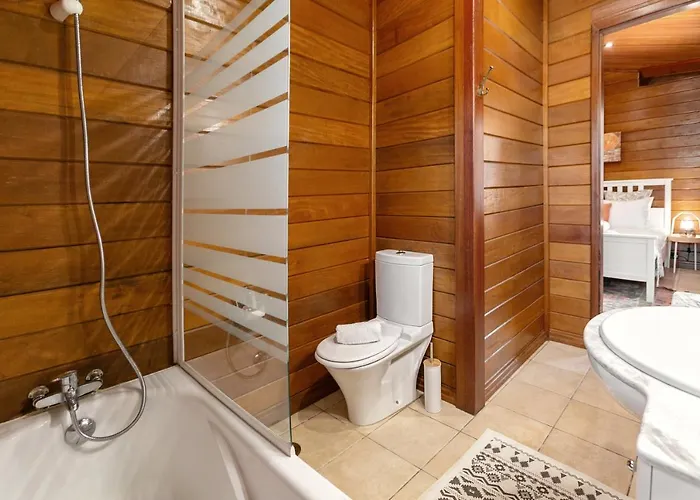 Casa Da Poesia Pedreiras (Leiria)